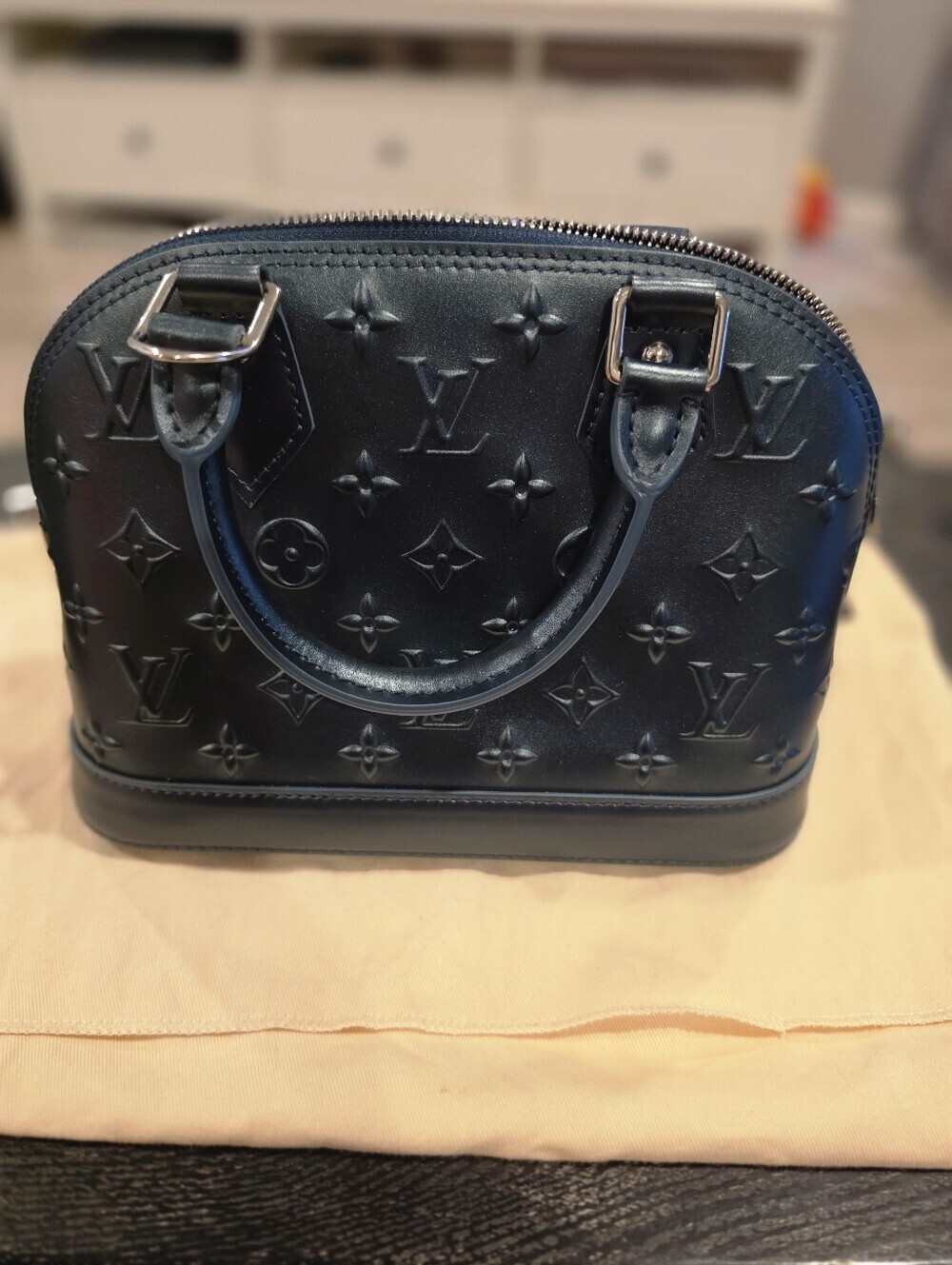 Louis Vuitton Calfskin Debossed Monogram Alma BB - Picture 4 of 12
